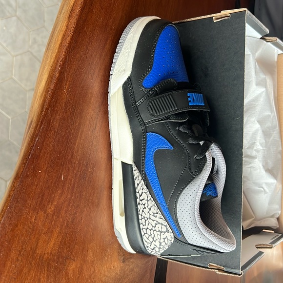 Air Jordan Legacy 312 Low - Picture 3 of 5